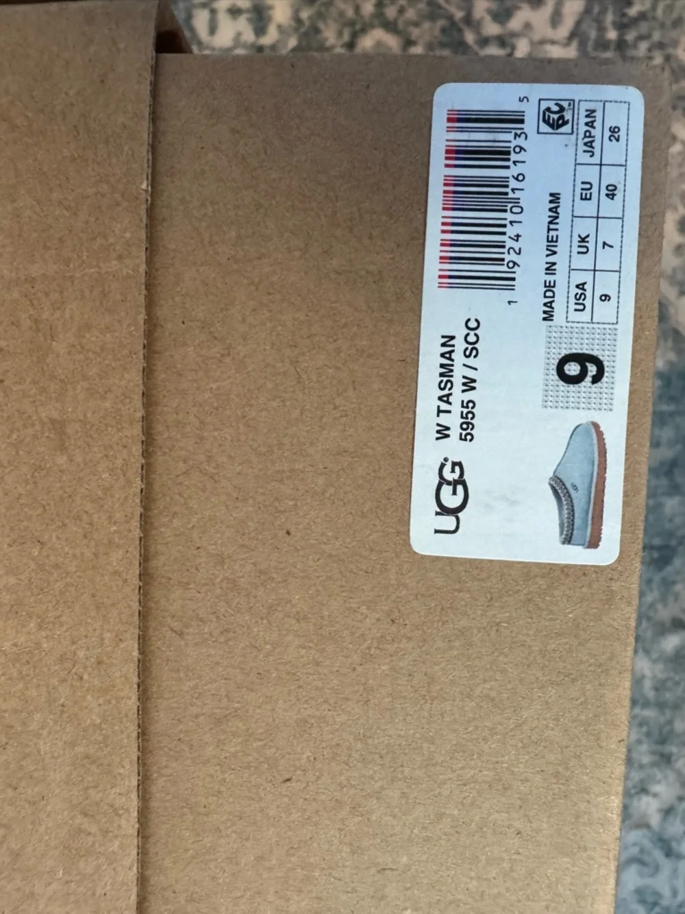UGG woman’s Blue Slipper Shoes - Picture 6 of 8